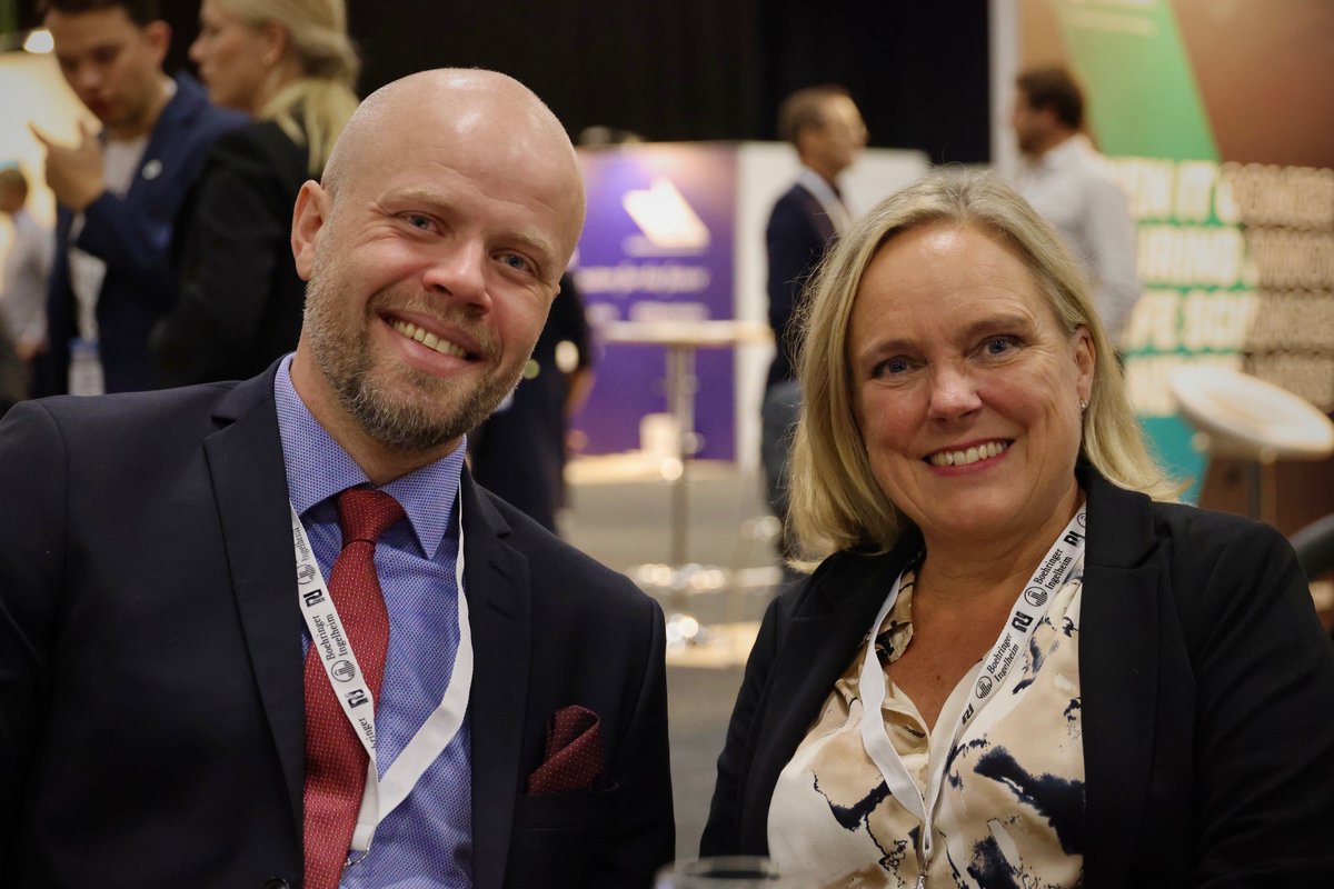EpiEndoPharma's tweet photo. We're having an enjoyable and productive time here at #nlsdays! https://t.co/tG2u6MtYPG