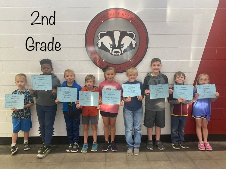 BeebeElementary's tweet photo. September Student of the Month Winners! 🧑🏫 #RESPECT
#2groovy #bbelem #bprd https://t.co/84IO2qFofT