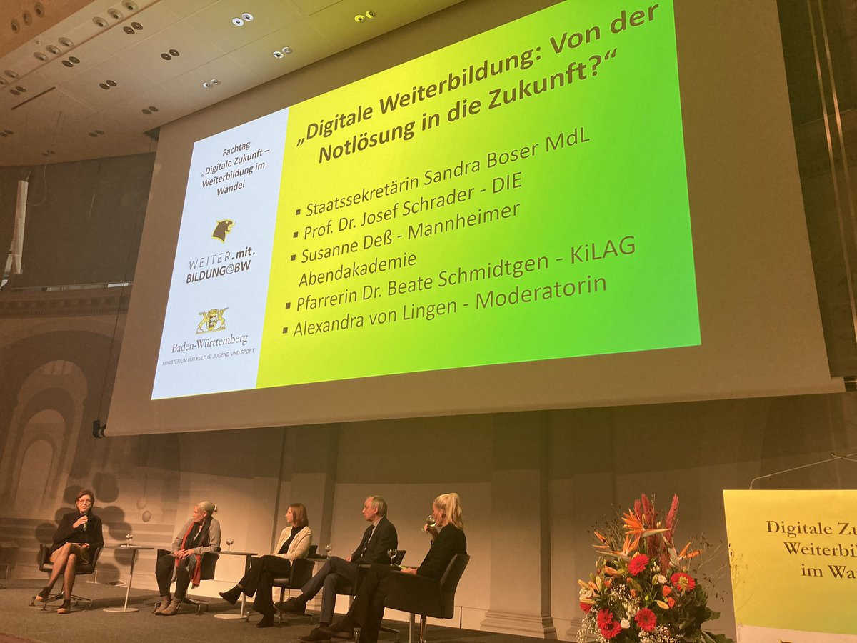 Podiumsdiskussion:Wir benötigen in Bezug auf die Digitalisierung eine andere Fehlerkultur und sollten auch mal sagen „Es hat halt nicht funktioniert“ (Staatssekretärin Boser MdL)
