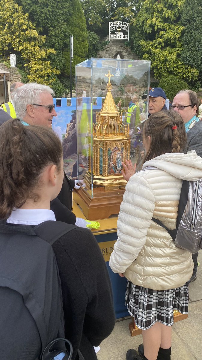 Primary 3 tweet media