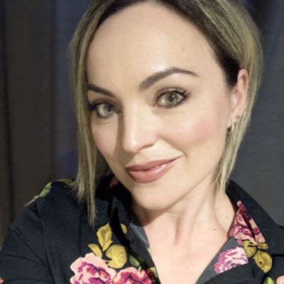 SianBenedetti's tweet photo. #NewProfilePic #NewBusiness #BeautyTherapist #Hertford https://t.co/PQsPcVmSyi