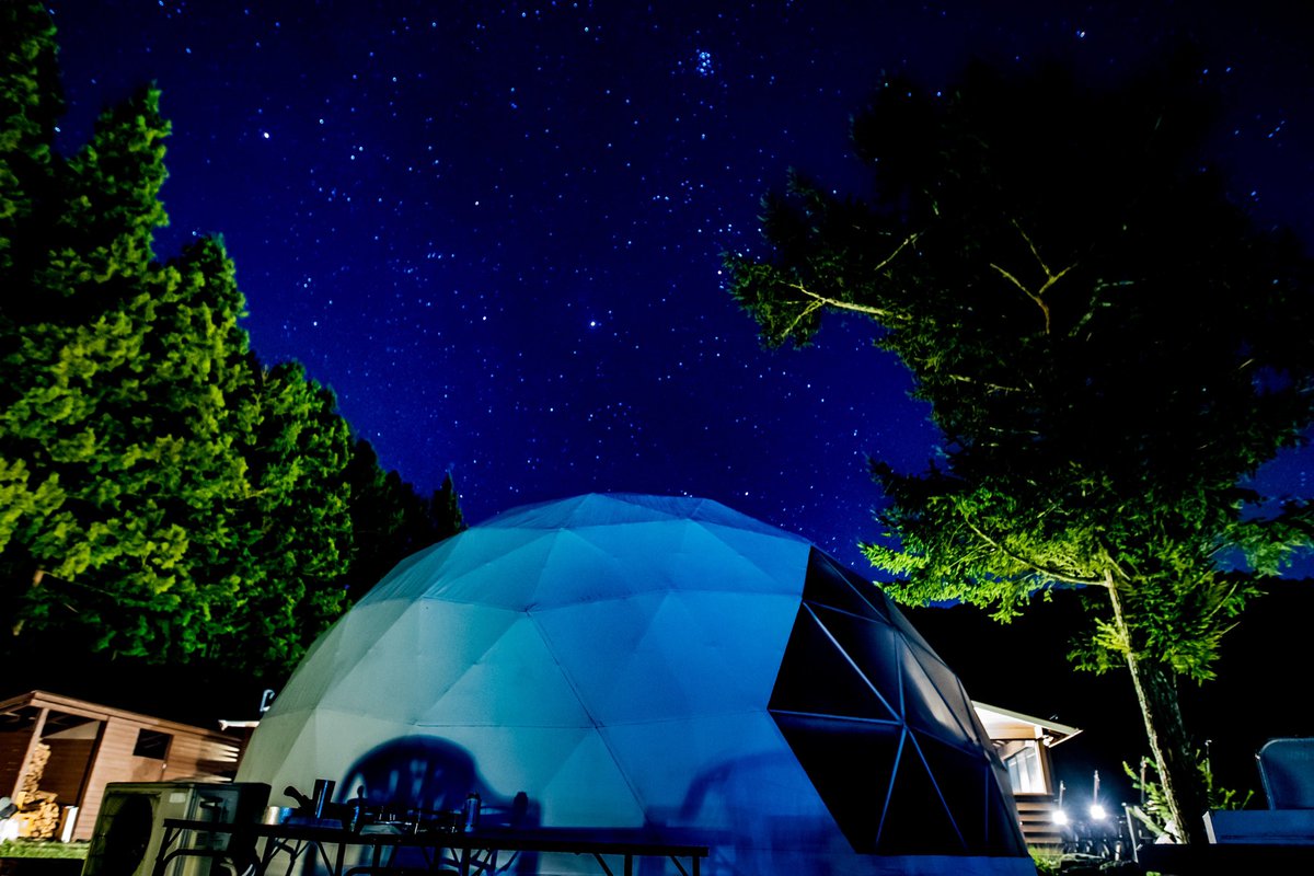 makopimk5's tweet photo. 杓子山ゲートウェイキャンプ場、富士山も見えて夜には綺麗な星空も、スタッフさんもすごく親切で気持よく利用できました。
貸切露天風呂も有って最高です。#杓子山ゲートキャンプ場 #グランピング #星空 #富士山 https://t.co/M4Sy3YZ0me