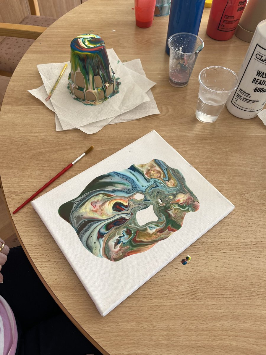 MACWGH's tweet photo. Lots of fun art activities happening today in ward 73 and @Ward50WGH 🎨🖌 https://t.co/6RuofeyPMF
