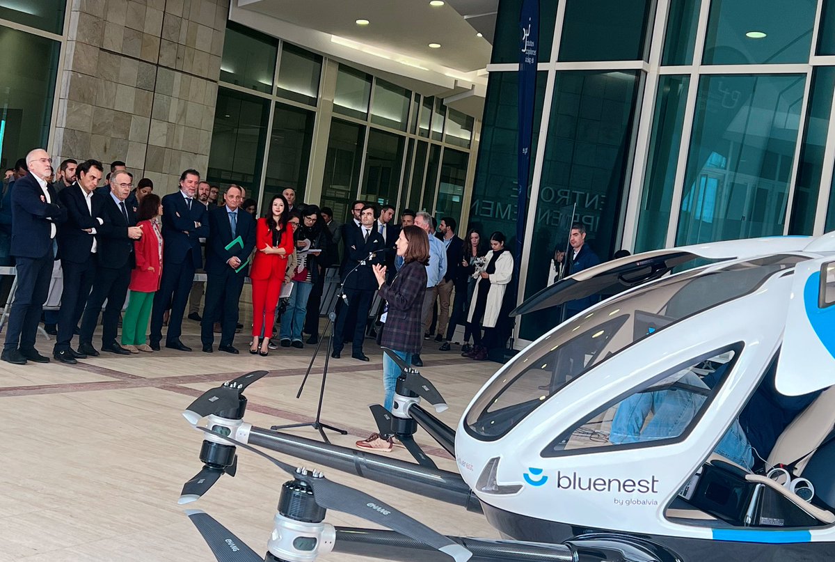 VictoriaXiangEU's tweet photo. Great to showcase @ehang #EH216, stream a real flight from China to support @amu_led Open Day in #SantiagodeCompostela in #Spain, sending flight telemetry and demonstrate with @ITGGalicia  the safe integration of manned and unmanned flights, with international project partners. https://t.co/MlOPAnJ6Q1