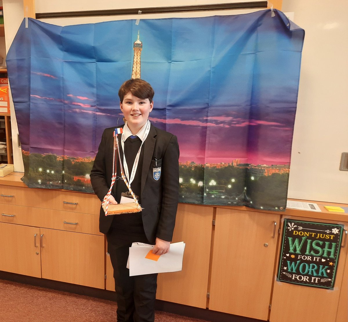 CHS_ModLangs's tweet image. Absolutely blown away by the number of pupils taking part in our Eiffel Tower competition today! Well done to you all - and especially to our winners and runners up! Some amazing ideas from our very creative pupils! 🗼🇨🇵🧐

#Europeandayoflanguages2022