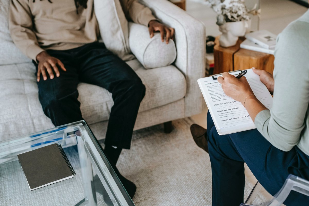Rocket50Go's tweet photo. Should I Have A Trust If I Am Unmarried Or Single? 
Whether marriage isn’t in the cards for you at this time or you prefer being single, you still have assets that need protection. Guest contributor Ian Duncan weighs in. Read on #trust #legal #rocket50 
https://t.co/R8kVjQ78ve https://t.co/OisJwsPzmJ