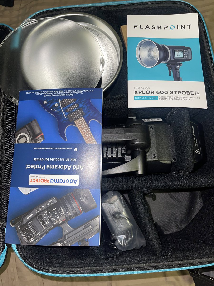 jacksonroman_'s tweet image. First official test shoot from my new flash photography equipment was in March 2022 📸✨ #Godox600 #ad600 #xplorflashpoint600 #flashpoint600 #strobe #light