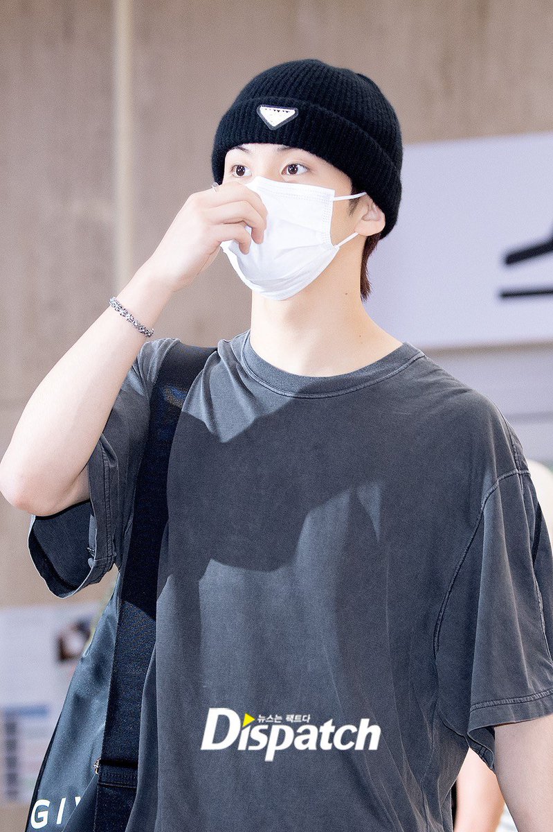 나리 tweet media