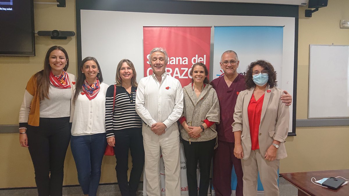 cardiosaluduy's tweet photo. Presentación de la publicación  "Pautas de prevención en las principales cardiopatías hereditarias" junto al Centro Cardiovascular Universitario del @hcmquintela

Para descargar la publicación: https://t.co/7AOKADmrTV

@ximereyes05 @ArielduranDr @Doc_AleCuesta @CArtucio https://t.co/V2hphC3Z7B