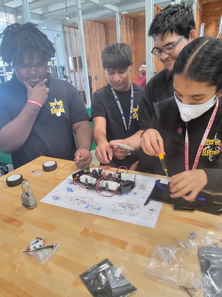 TECCWElectrical's tweet photo. Students built, wired, and programmed DC motor powered mini race cars. Exciting times for electrical here at @TECCwest. @LewisvilleISD @lisdcte @LISDpartner https://t.co/ZmycMTA0ML