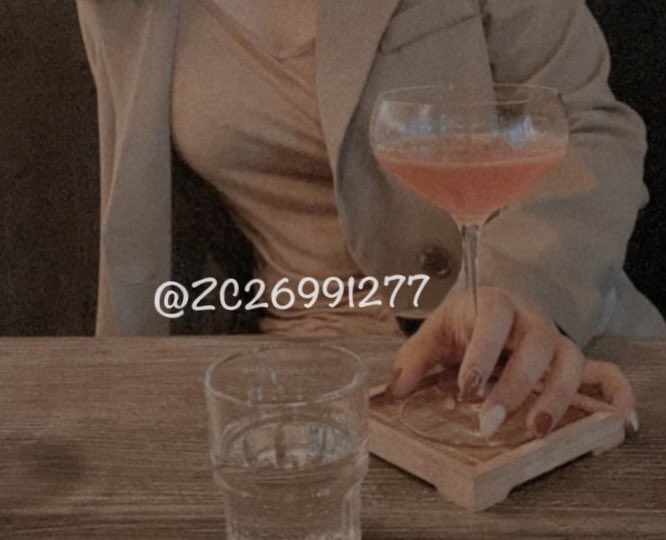 時間久了很多事情都會淡忘
但偶爾結痂的傷口
會因為即視感被撕扯開

（太多肉照了來點正常的）
(((o(*ﾟ▽ﾟ*)o)))

我超愛妹酒
我在解鎖台中酒吧！ https://t.co/caLKQhS4Lu
