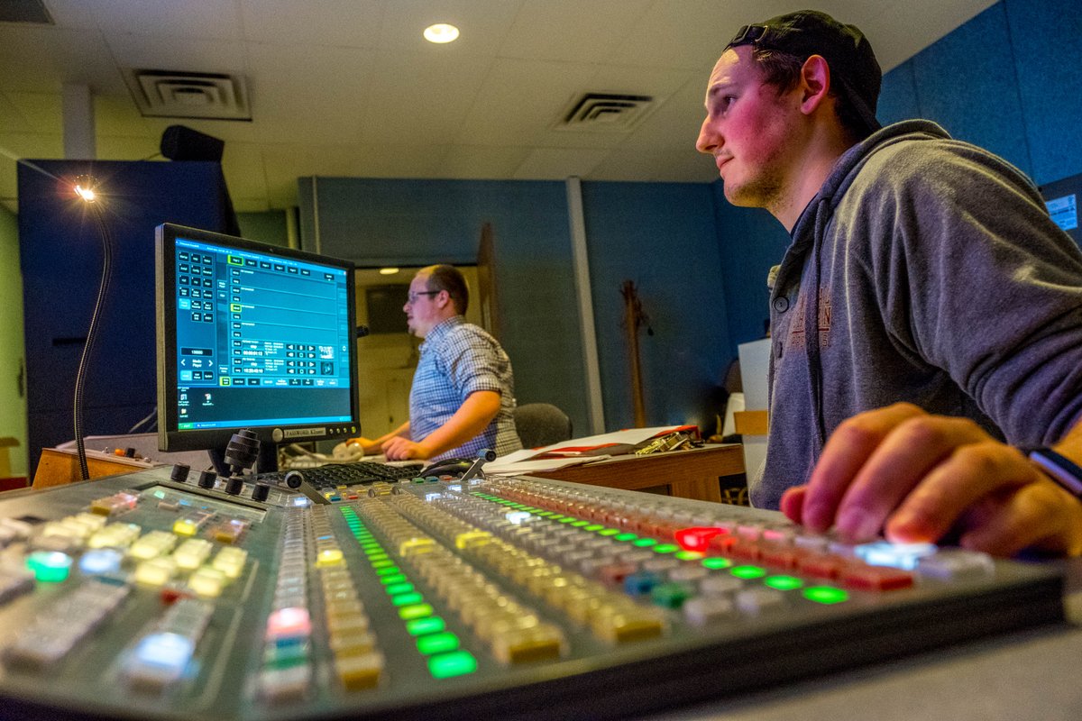 APPLY TODAY! ! CMU's School of Broadcast &amp; Cinematic Arts has found the perfect job for you. You're just a click away from a new career. Check it out at: cmich.edu/academics/coll…    Fire Up!