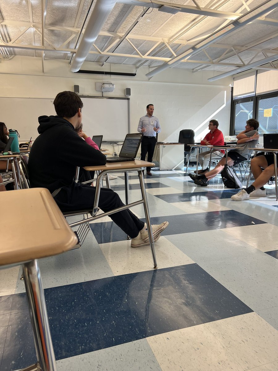 Mr_Iorio's tweet photo. My students and I want to give a big thank you to Mr. Bob Healey for taking time out of his busy schedule to talk to us about his run for Congress. Goodluck with the election, Mr. Healey!

@HTSD_West @WeAreHTSD @ScottRRocco @BobHealey4NJ @WestVP_Flanagan https://t.co/ZmRCDSgwWa