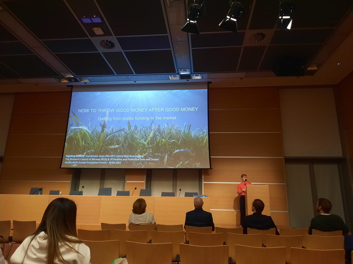 jpioceans's tweet photo. Today @BlueBioCOFUND was at the Aquaculture Europe 2022 Innovation Forum in Rimini #AE22RIM, discussing how to facilitate the uptake of #research in the #aquaculture industry, and sharing the commercialisation support that #BlueBio is providing its 36 projects! 🌊🌱💡 https://t.co/GsQXccEYKq