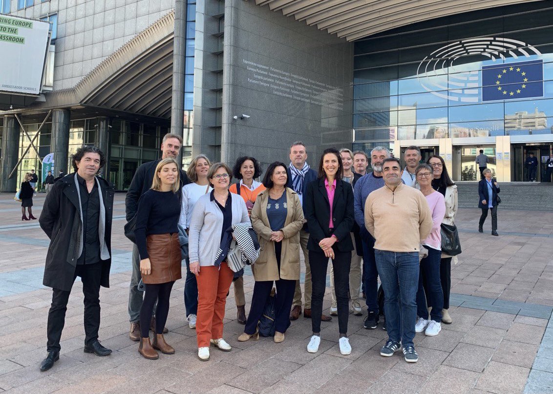 Plaisir d’accueillir une délégation de la Fédération du Bâtiment de la #Mayenne au <a href="/Europarl_FR/">Parlement européen en France</a>.

Faire découvrir nos institutions est essentiel pour mieux partager nos décisions et leurs interactions avec le territoire.

Chers entrepreneurs, l’🇪🇺 sur le terrain, c’est vous !