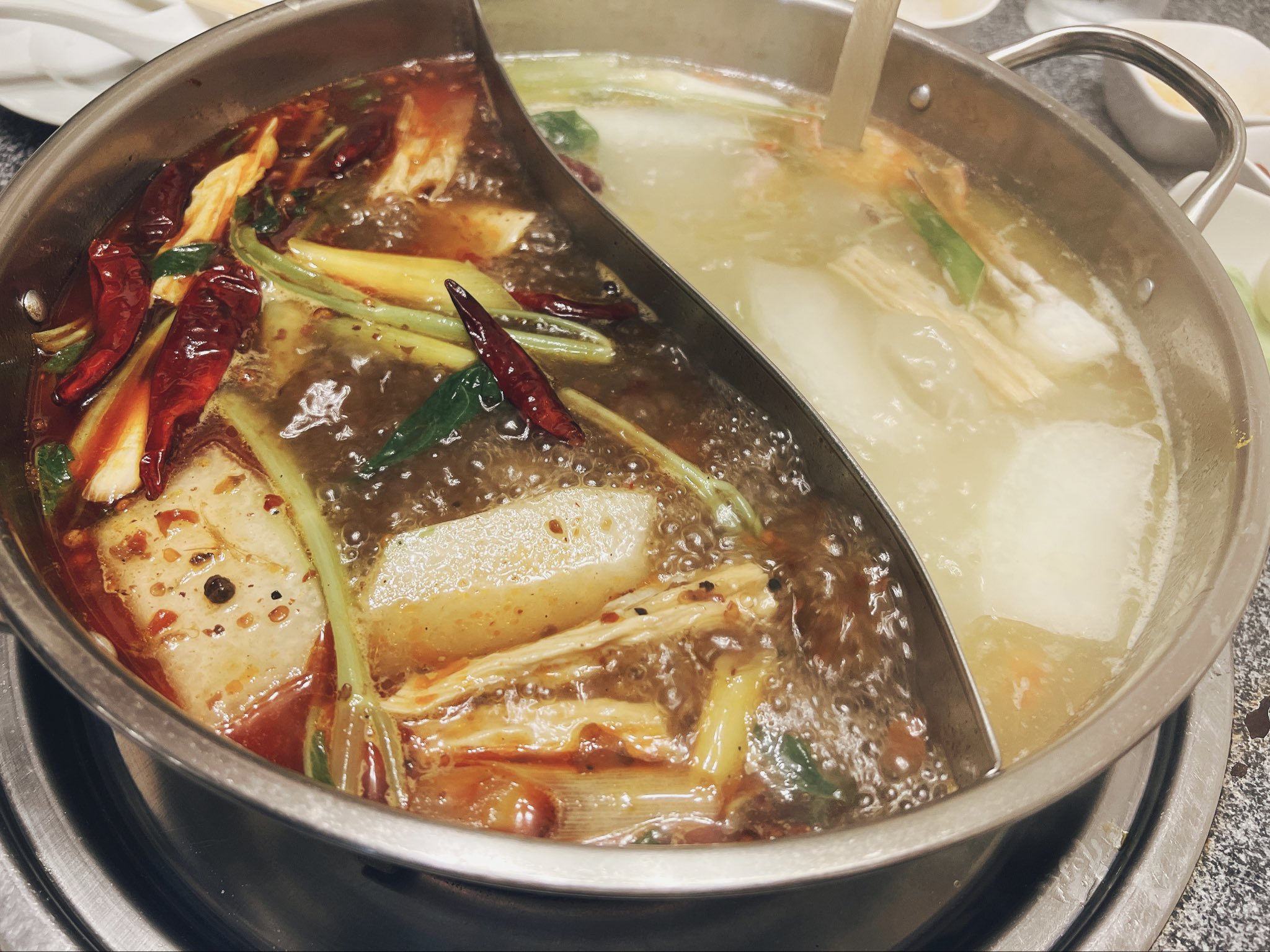 高柳明音 в X: „奈和 卒業おめでとう🐸🍬 昨日ご飯に行って