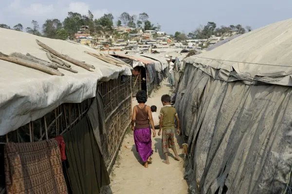 Diplomat_APAC's tweet photo. Mohibullah was one of the most important leaders of the Rohingya, and the most important figure living in the refugee camps in Bangladesh.  

He was murdered a year ago today.
https://t.co/DnKNqBlgUl https://t.co/XoLN7T25dC