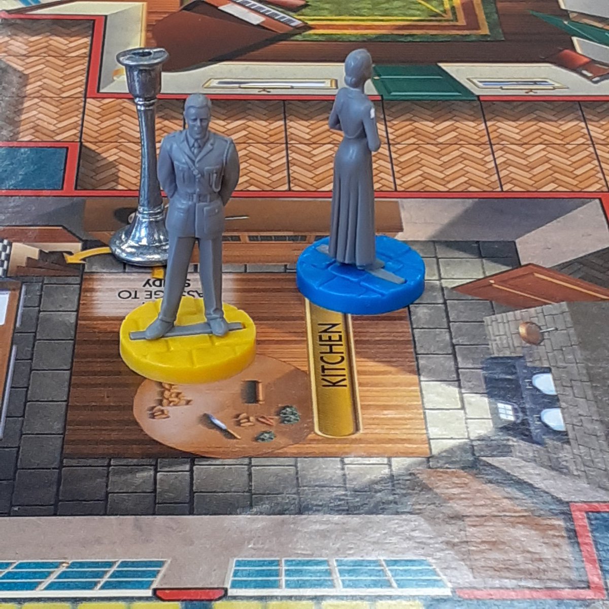 redhill_library's tweet photo. Lots of squeals and intrigue - old fashioned Cleudo. Had to teach the kids how to play - felt a bit old ๐ต#cleudo @Hasbro https://t.co/onKiBED8wQ