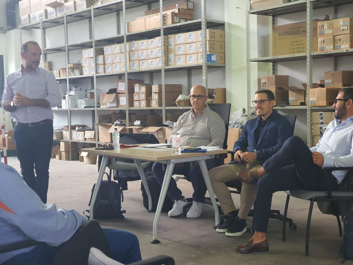 UiltecCalabria's tweet image. Rinnovo #CCNLElettrico. Proseguono le assemblee con i lavoratori. Oggi a Crotone e Strongoli.