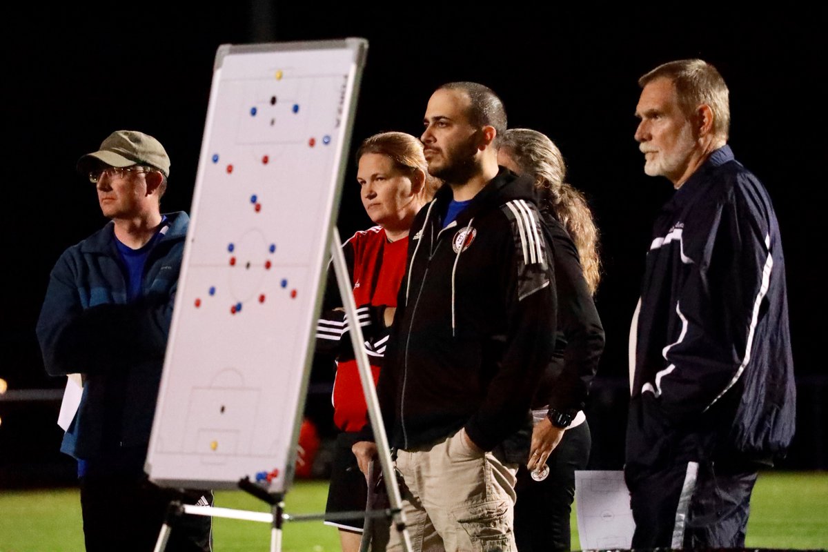 vayouthsoccer's tweet photo. 🙌 Thank YOU to @FFC_1986 for hosting a Coaching in the Game Clinic for club technical staff last night at PVSTC! #coacheducation https://t.co/NFqtBbqqfo