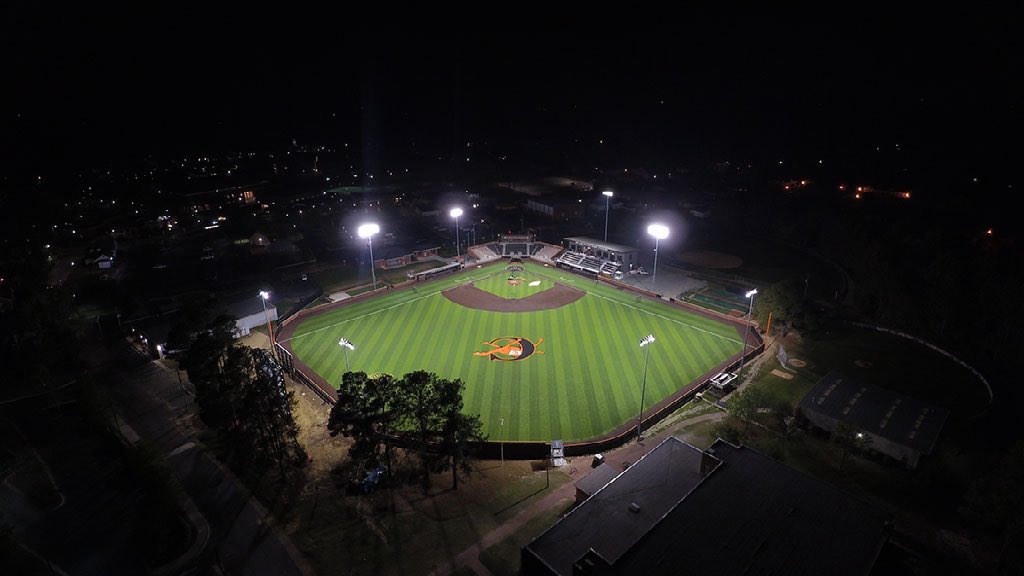 jojosimps0n15's tweet image. I’m super excited to announce my commitment to Campbell University. I can’t thank @TRima23 @SuccessLvsClues @CorbinDay1 and @cpeel21 enough for what they’ve done for me. 🐪🐪🐪
