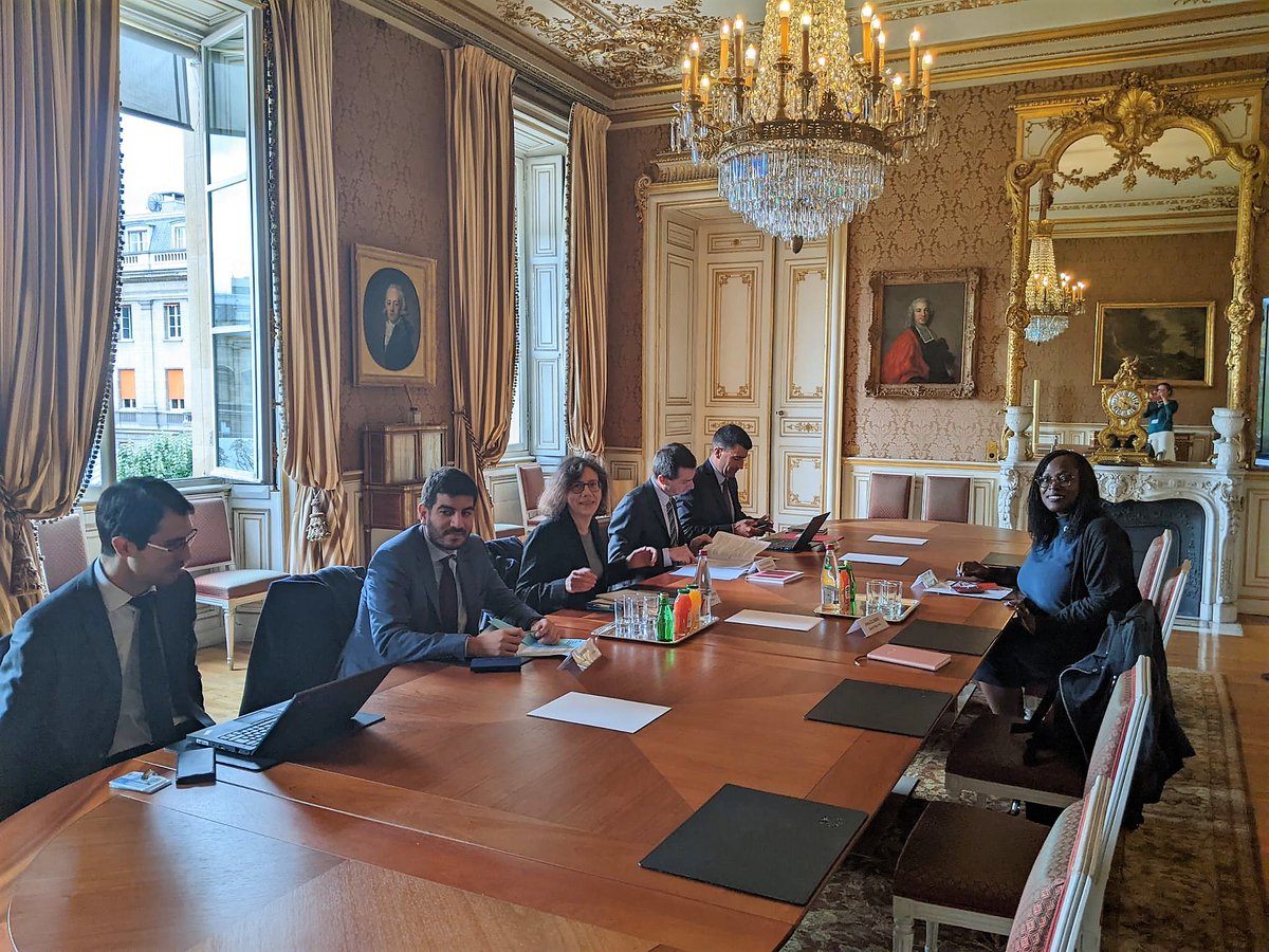 UNPeacebuilding's tweet photo. Awa Dabo, Deputy Head PBSO, met with the French Ministry for Foreign Affairs🇫🇷 and discussed further collaboration on the prevention & peacebuilding agenda including in transition settings & in the #Sahel. Predictable & sustained funding is critical for #FinancingforPeacebuilding https://t.co/aLcUGPrAkU