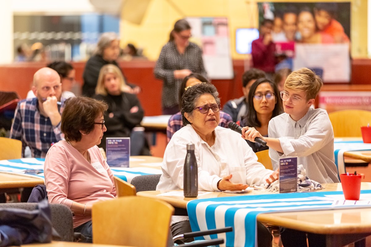 City Librarian <a href="/vbowlestpl/">Vickery Bowles</a> on the state of our democracy, and what TPL and others are doing to engage Torontonians leading up to the Oct 24 municipal election: thestar.com/opinion/contri… <a href="/TorontoStar/">Toronto Star</a>