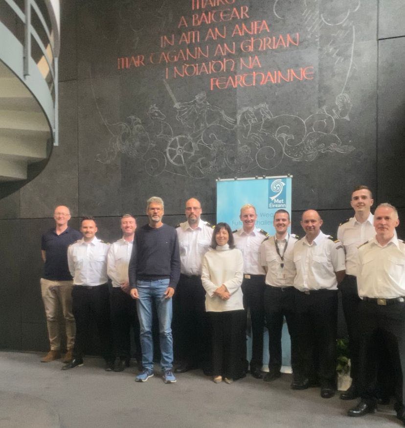 Met Éireann's Forecast Team were delighted to host our colleagues from the Irish Coastguard today. 

They rebroadcast our Sea Area Forecasts and Gale Warnings to seafarers as well as using Search and Rescue forecasts prepared by our Aviation Forecasters.