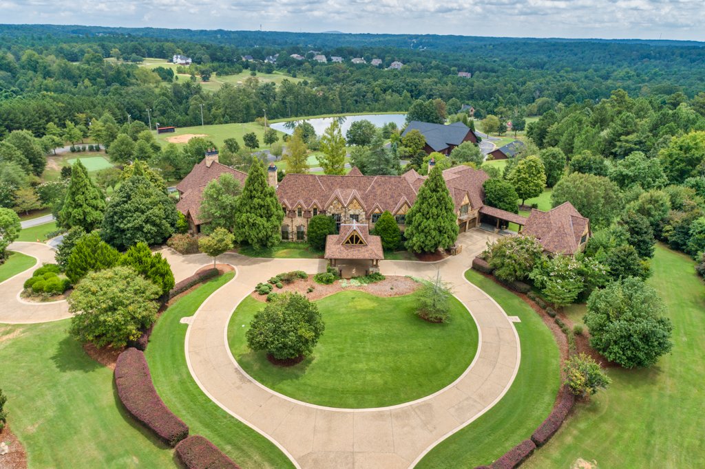 TargetAuctionCo's tweet photo. Check out our latest eblast featuring 3 Upcoming Luxury Property Auctions (Georgia, Arkansas & Alabama) https://t.co/hJ7expOH2a. QUESTIONS? Call 800-476-3939. #targetauctionco #realtors #realestateagents #auctionswork https://t.co/2yfBzdN6Ny