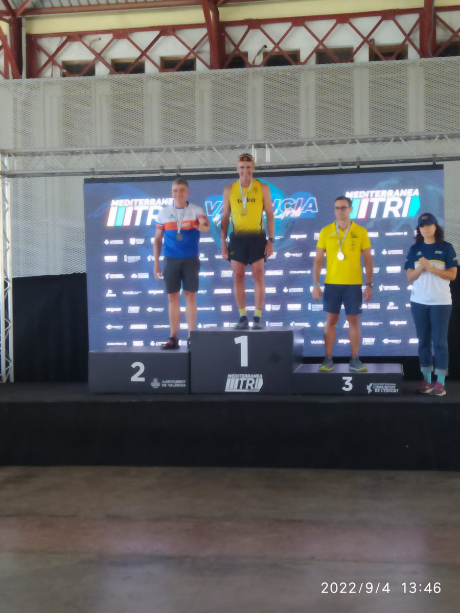 TRISportGetafe's tweet photo. Madre mía como hemos vuelto de las vacaciones. Antonio Cólera 2° de su cat. en el Triatlón de Valencia además de una gran actuación de Isa y de Luis. Enhorabuena chicos 💪💪💪💪 https://t.co/m5kLSPhcCB