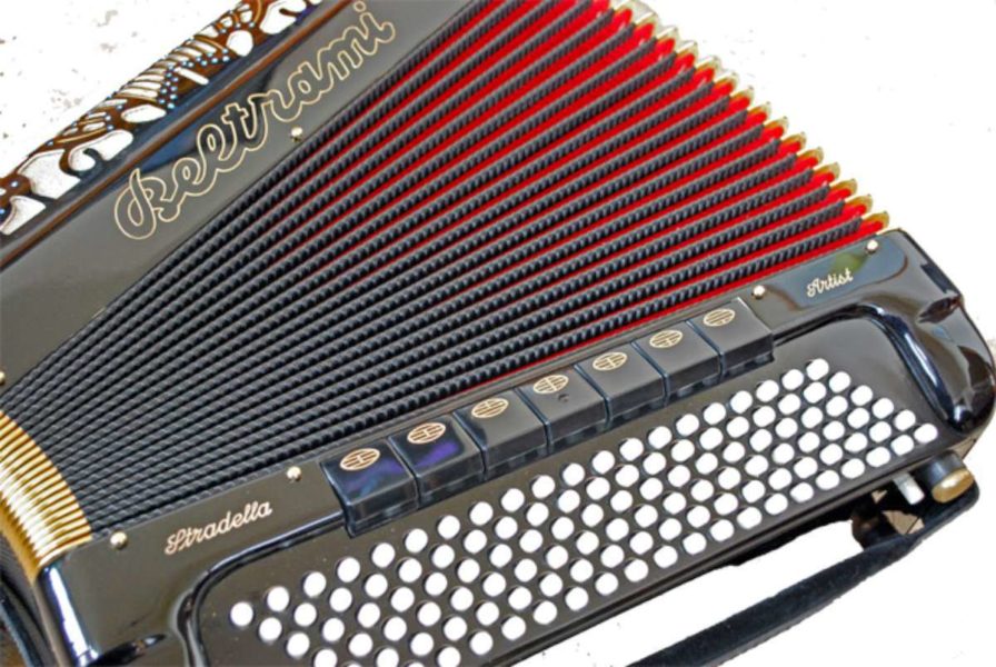 DoubleZedMusic's tweet photo. Romano Viazzani's latest Spotify Playlist - 21st Century Accordion - https://t.co/2uGn3BuDWY https://t.co/MS1wWCrmw6