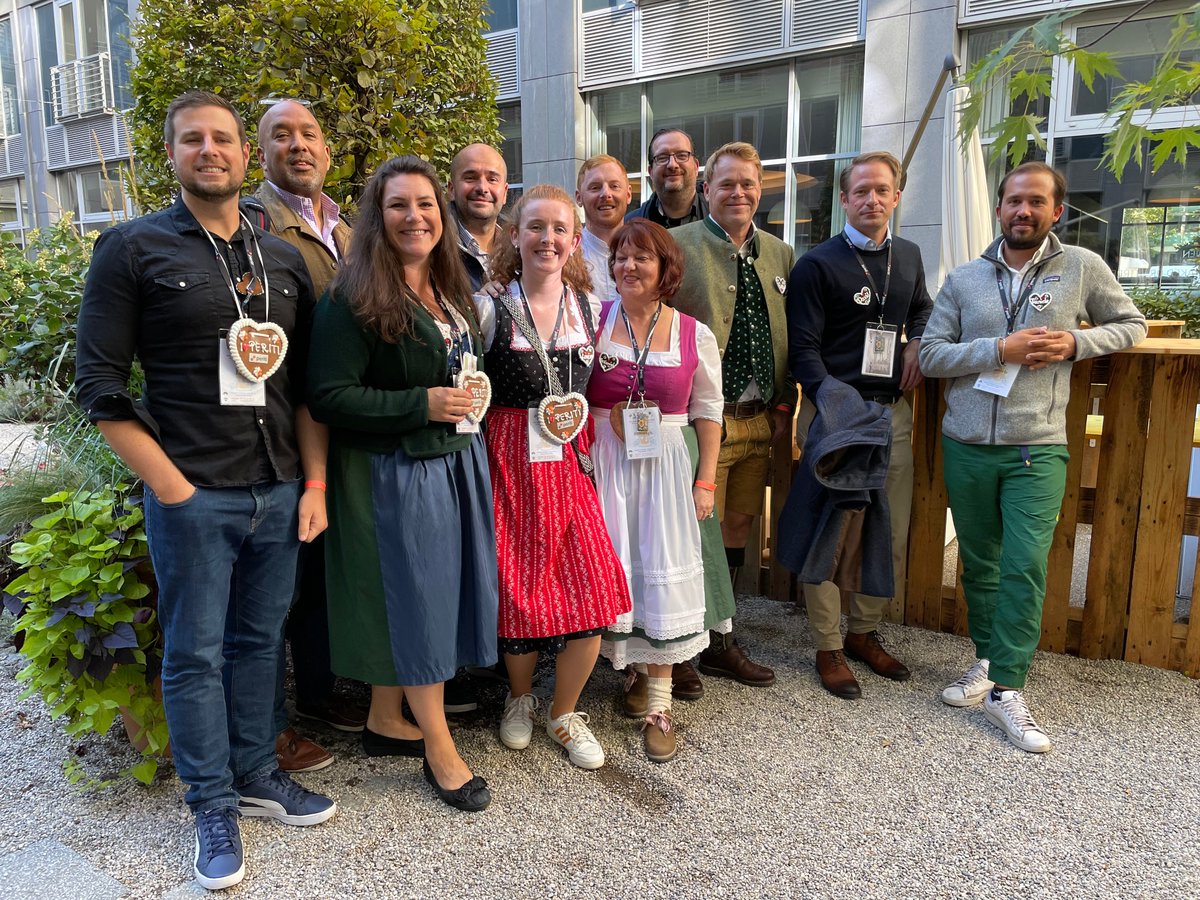 PeritiDigital's tweet photo. HubSpot 🤝 Periti

We had the pleasure of spending the day with some of the HubSpot DACH team last week in Munich! 🇩🇪

We started the day with some very interesting presentations from both the HubSpot &amp; Periti teams before making our way to Oktoberfest! 🍻

#HubSpot  #Oktoberfest https://t.co/9geOUVgMO7