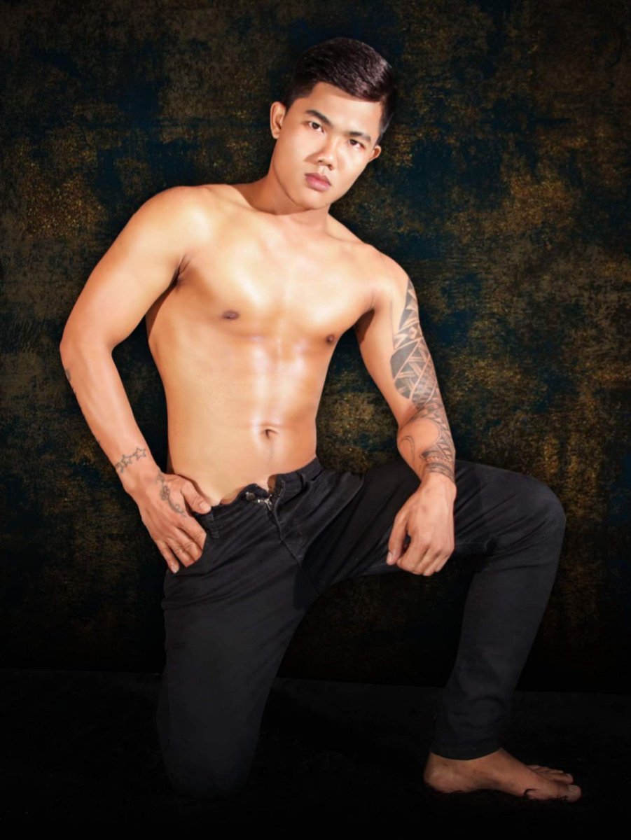 Omg နဲတာကြီးမဟုတ်ဘူးဟေ့ လူရောဒုတ်ရောဘာပြောစရာမလိုဘူးကွယ်။ထိထိမိမိသုံးဆောင်ချင်တဲ့ချစ်ကာကာတို့new maxတဲ့နော်။09425439495.09444731131