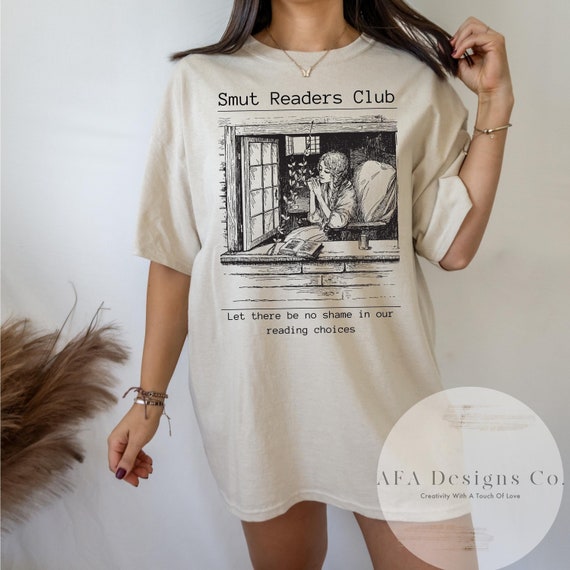 Smut Reader Shirt Smut Book Shirt Bookish Shirt etsy.me/3SL2CRh #booklovergift #booklovershirt #bookloversgift #bookclothes @etsymktgtool