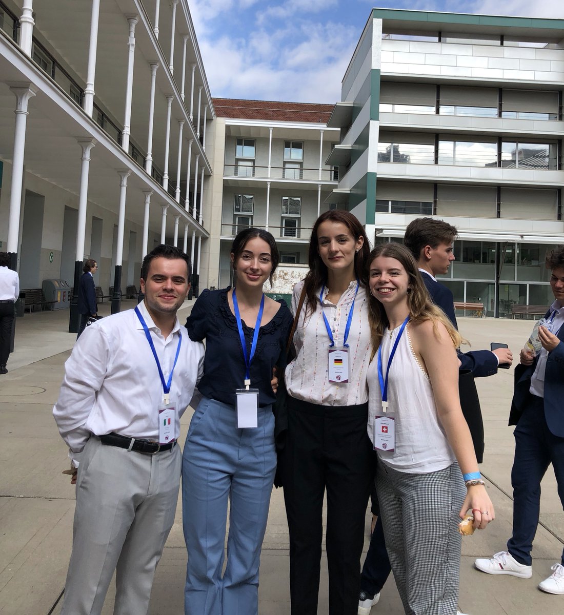 UNANIMUN's tweet photo. From the 16t to the 18th of September, UNANIMUN attended the MUNSA conference at Universitat Pompeu Fabra. Thanks @UNSABarcelona for the fantastic experience!
~
Del 16 al 18 de setembre, UNANIMUN va estar present a MUNSA 2022 a la UPF. Gràcies a @UNSABarcelona per la experiència! https://t.co/wwAiZ5HTl7