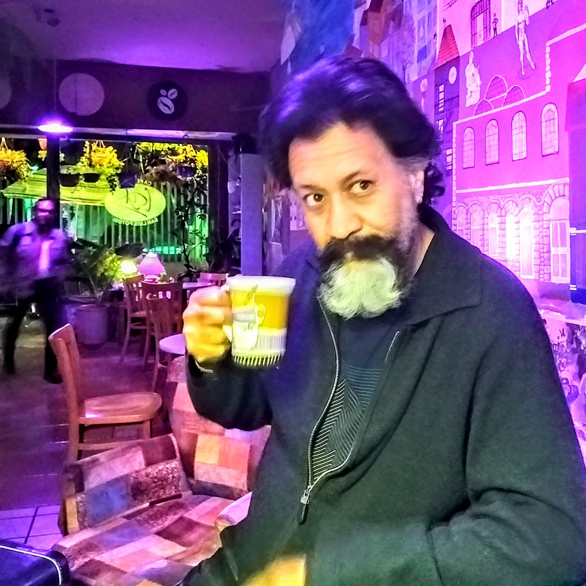 latazzadememo's tweet photo. Todo es posible después de un café... A darle por la MODERNA, pos SLP, por MÉXICO, por el AMÉRICA 🙃y por el PLANETA. #YaHayCafé #desayunostazza #antojosTazza #slplife #slp #ColonialModernaSLP #CP78233 https://t.co/OHZG3rPs2Q