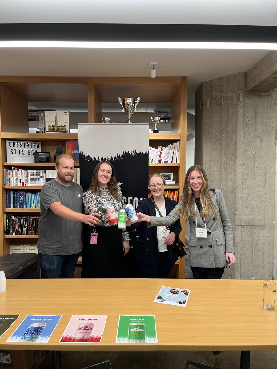 PAAC84's tweet image. Thank you to everyone who came out to PAAC Ontario's Toast to Women in Public Affairs event last night @crestview_strat!
It was great to enjoy some amazing @bobcaygeonbeer and see everyone in person! 

Stay tuned for more upcoming events this fall!