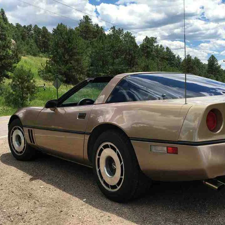 corvette_com's tweet photo. What looks better, original or Z06 wheels?
#corvette #corvettec4 #corvettelifestyle https://t.co/VP4AcByjgz
