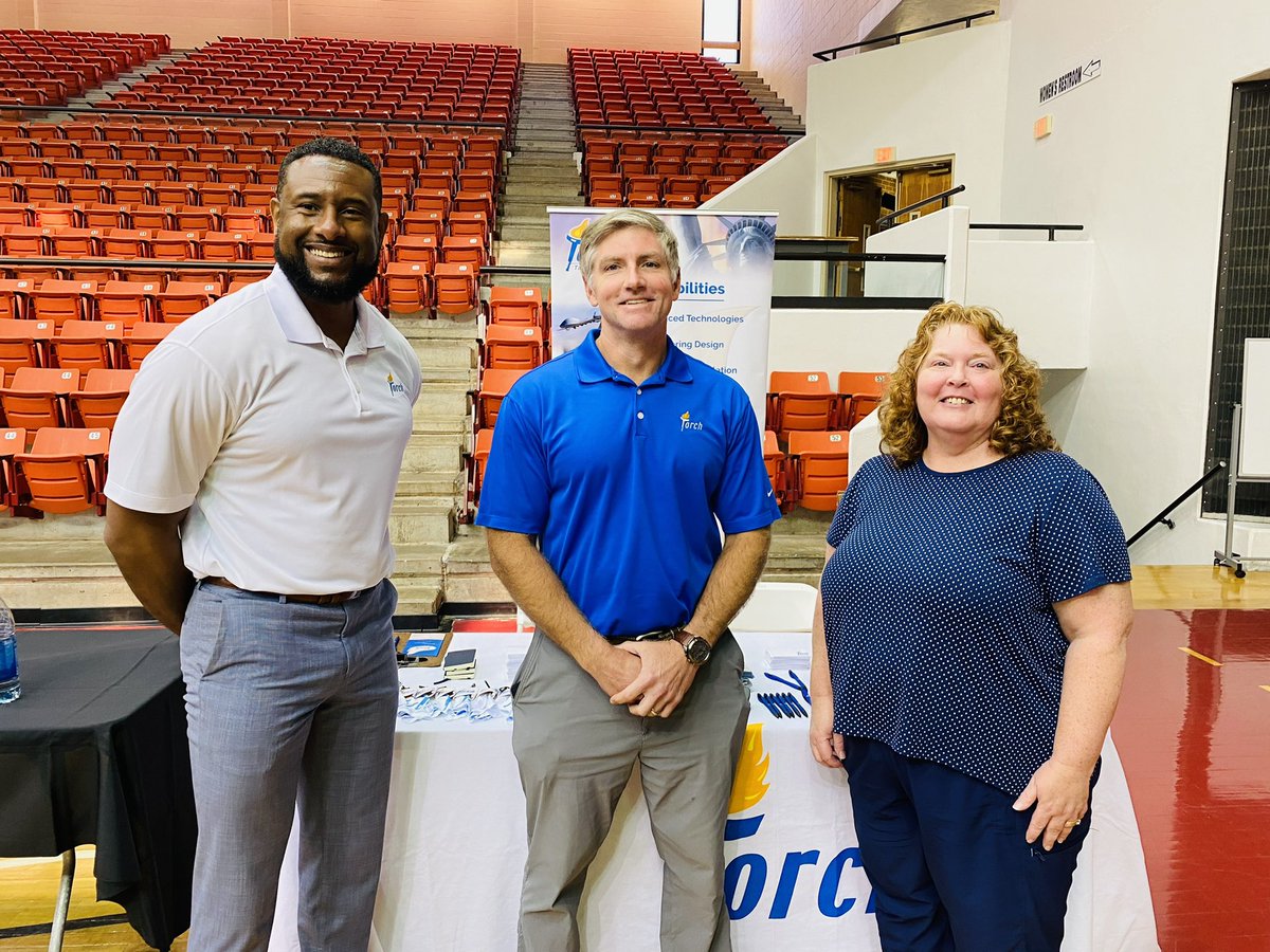 Our wonderful Torch team is at Tuskegee University in the General “Chappie” James Center until 2pm today! Stop by and introduce yourself👏🏼🔥

#torchtechnologies #employeeowned #certifiedevergreen #hiring #career #joinourteam #inc5000 #gptwcertified