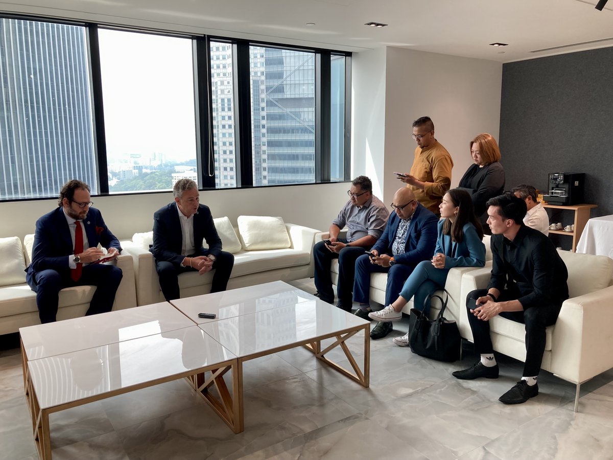 Celebrating <a href="/Pirelli/">Pirelli</a> 150 at the new Italian embassy <a href="/ItalyinSG/">Italy in Singapore</a>: Ambassador Mario Andrea Vattani, Fabio Marcola Lopes, <a href="/Mario_Isola/">Mario Isola</a>, <a href="/MatteoBonciani/">Matteo Bonciani</a> ahead of #SingaporeGP. Conversation topics: environment, 18-inch tyres, and the cultural role of a 150-year-old Italian icon!