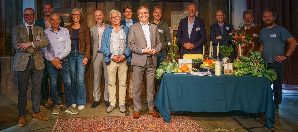 Vandaag is De Groene Cirkel De Tuin van Holland  smaakvol gestart!  Chefs, boeren, artsen, onderzoekers  en @zuid_Holland bouwen samen aan gezonde, duurzame, lokale voedselketens. bit.ly/3ChHUTs

<a href="/DutchCuisine/">Dutch Cuisine</a> <a href="/LUMC_Leiden/">LUMC Leiden</a> <a href="/tudelft/">TU Delft</a> <a href="/HoeveBiesland/">Hoeve Biesland</a> <a href="/voedselfamilies/">Voedselfamilies Zuid-Holland</a>