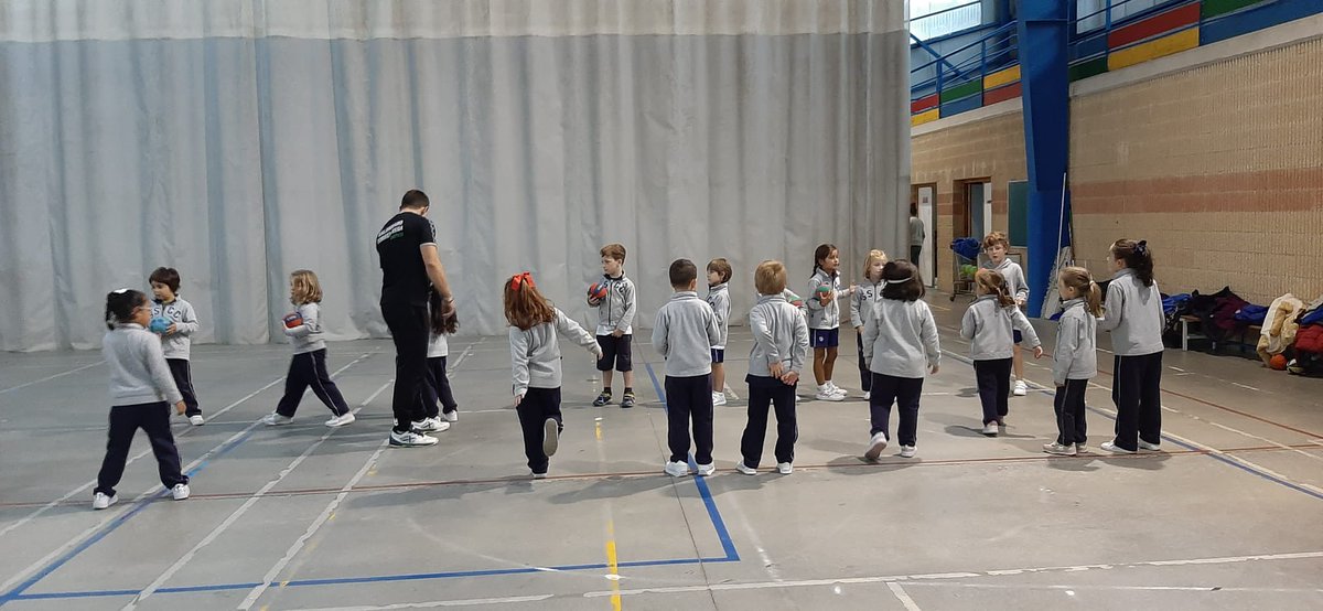 Colegio Sagrados Corazones Torrelavega tweet media