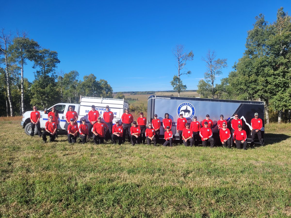 CochraneSAR's tweet photo. Last weekend members from across the organization came together to participate in SAR Basics training. Congratulations to our new Operational Members and a massive thank you to our dedicated team who sacrificed countless hours to make the training happen.
#Cochrane #SAR #Alberta https://t.co/feNNk27VNk