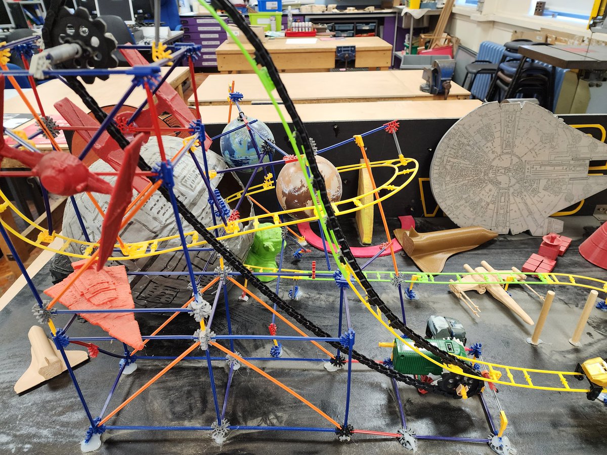 CHS Technology Dept tweet media