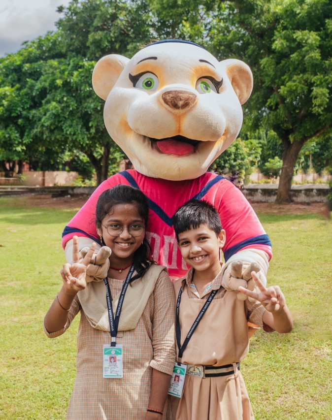 sports_odisha's tweet photo. #Ibha and friends !!
#KickOffTheDream #U17WWC https://t.co/8Q0YKkMxWx
