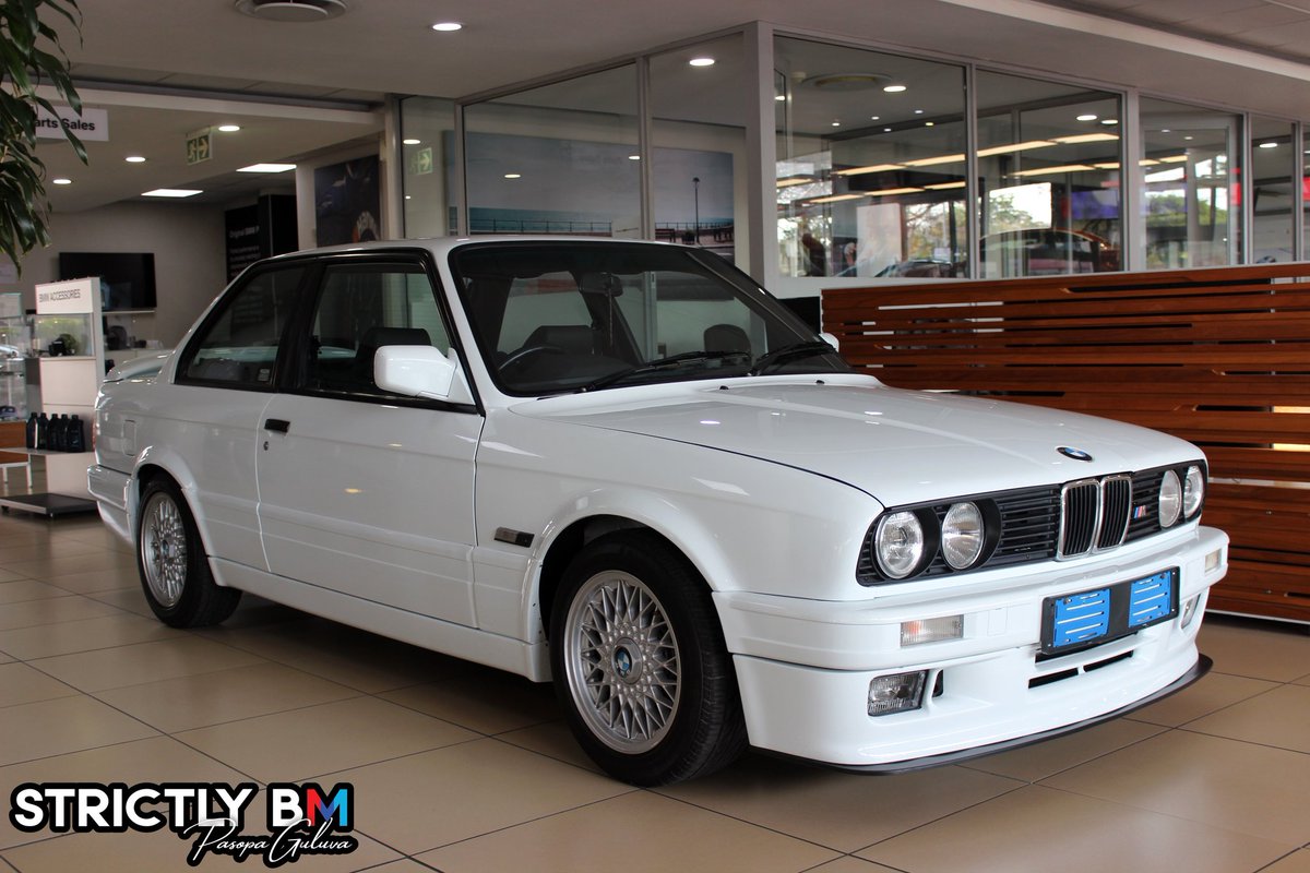 StrictlybmP's tweet photo. Heritage Day 2022
BMW e30 325iS Evo I
Location📍@bmwbryanston
Photos by: Team Strictly BM @Lendl325
#bmw #bmw325is #e30 #325iS #gusheshe #oaf #oej #alpina #homologationspecial #bmwe30 #m20b27 #mtech2 #50yearsofm #evolution #325ishp2 #strictlybm_pasopaguluva https://t.co/aSg28YUSVz