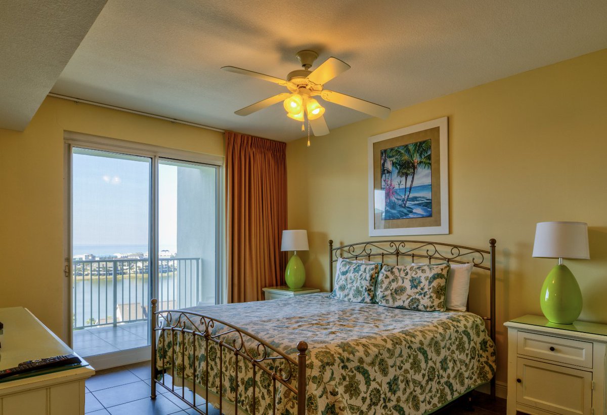 The Two Bedroom/Two Bathroom units offer over 1500 square feet of space for your family to enjoy while you take in the beautiful Emerald Coast Beaches and Water of Destin. Relax in privacy with your own individual bedrooms, or gather together in the common/living areas - eith ...