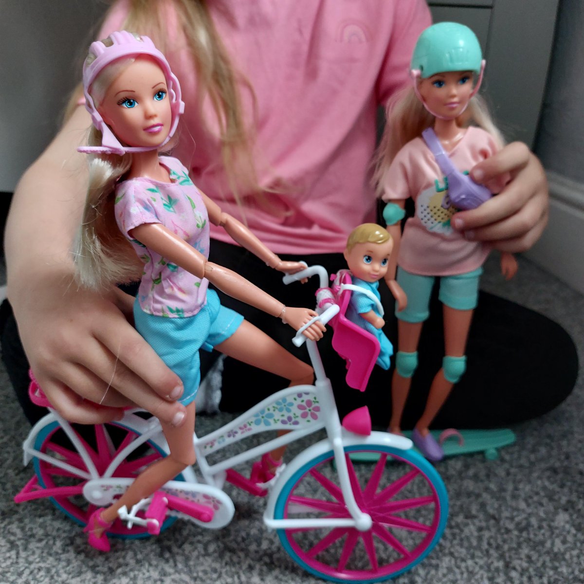 Who is a fan of STEFFI dolls? Check out these NEW sports themed dolls! 
lilyslittlelearners.com/2022/09/sports…
