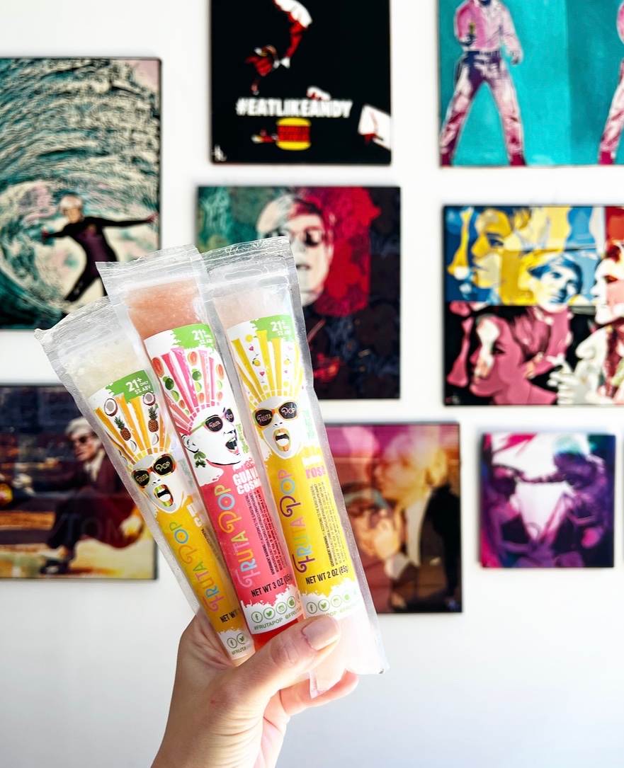 Boozy POPs + POP art 🎨 Join us tonight for Art Party NYC: Breaking Boundaries with <a href="/rassinart/">rassinart</a> @rassinpop. 

Join us for a night of art, live jazz, NFTs and of course boozy ice pops! To RSVP, visit the link in our profile. #popart #boozyicepops