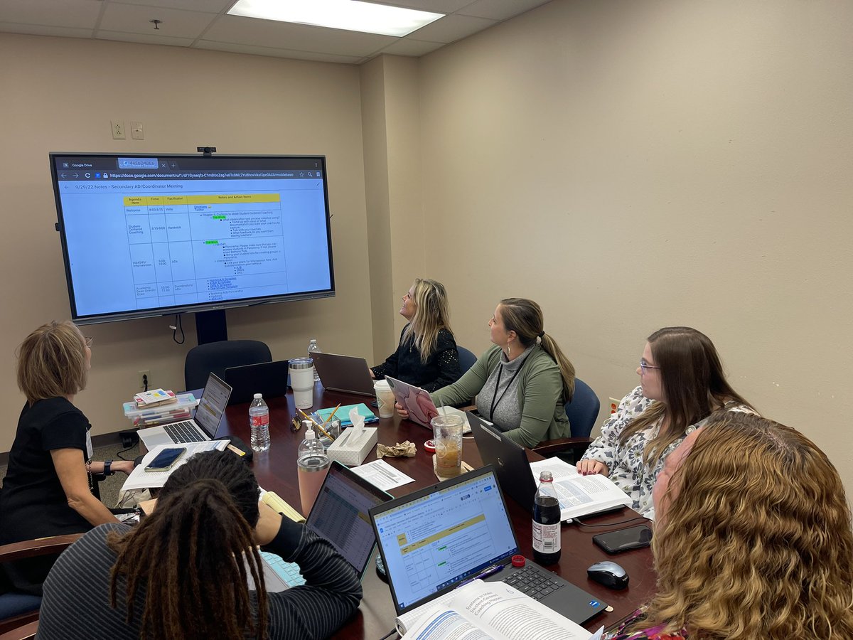 A Big Bold welcome to the Secondary AD/Coordinator Meeting! We are excited to be able host the meeting today and have them walk through our classes! #WeAreSeguin #BeBold #CultureCultivators